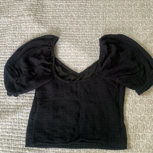 Abercrombie & Fitch Black cropped Puff Sleeve Blouse